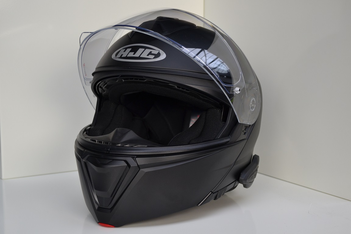 helm met ingebouwde communicatie